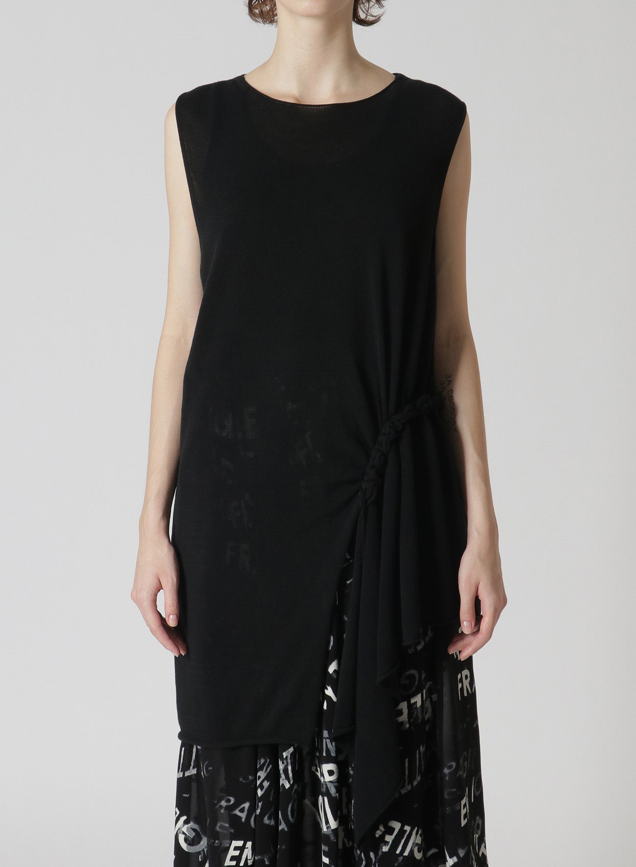 PLAIN STITCH / CHAIN STITCH "WHOLEGARMENT" SLEEVELESS TOP