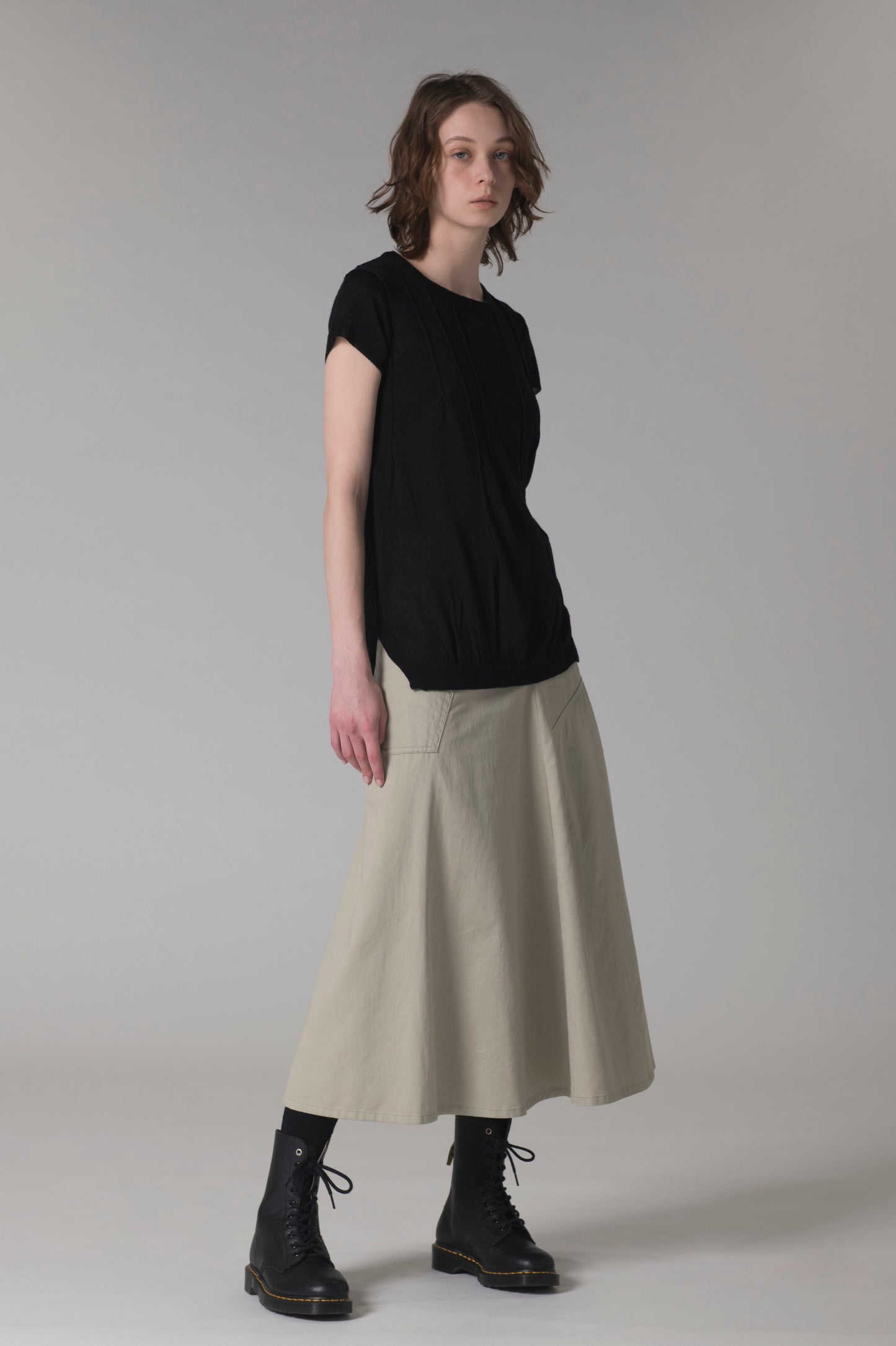 PLAIN STITCH PLEATED PULLOVER