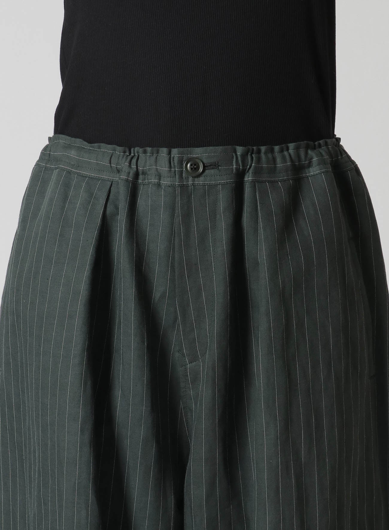 LINEN/COTTON PIN-STRIPED UNEVENLY DYED WIDE LEG PLEATED PANTS