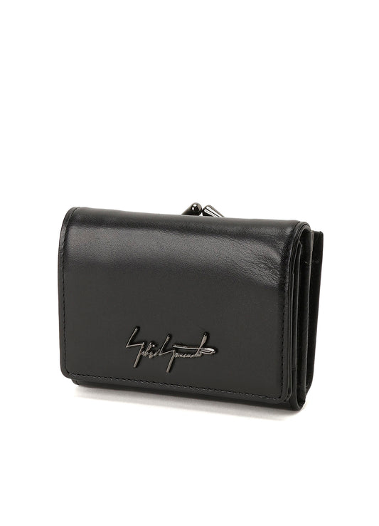 Clasp trifold wallet