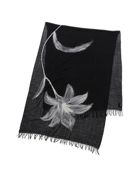 Lily scarf