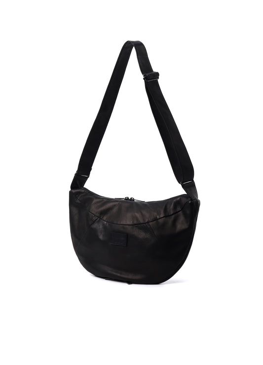 SCRATCH HORSE LEATHER HALF MOON SHOULDER BAG