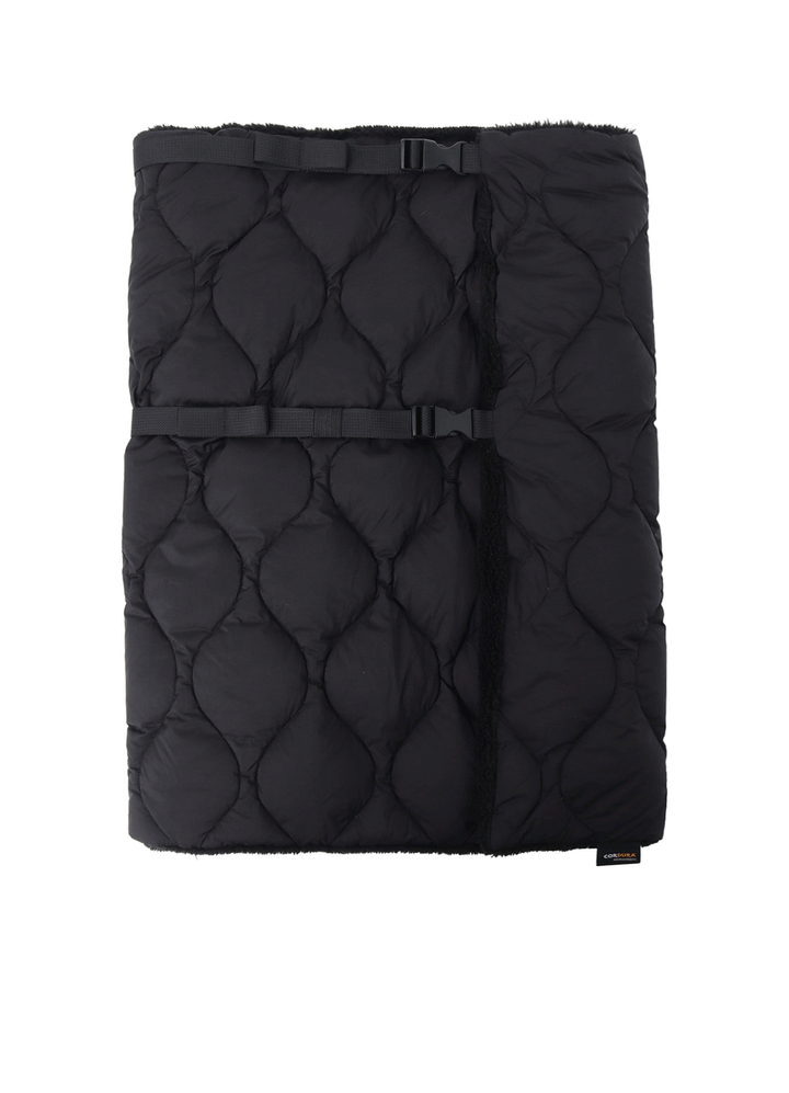 【S'YTE X TAION】REVERSIBLE QUILTED DOWN SCARF WITH BLACK FLEECE LINING