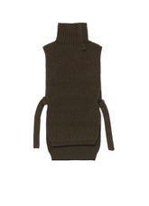 BUTTON-UP NECK DETAIL LAMBSWOOL BIB