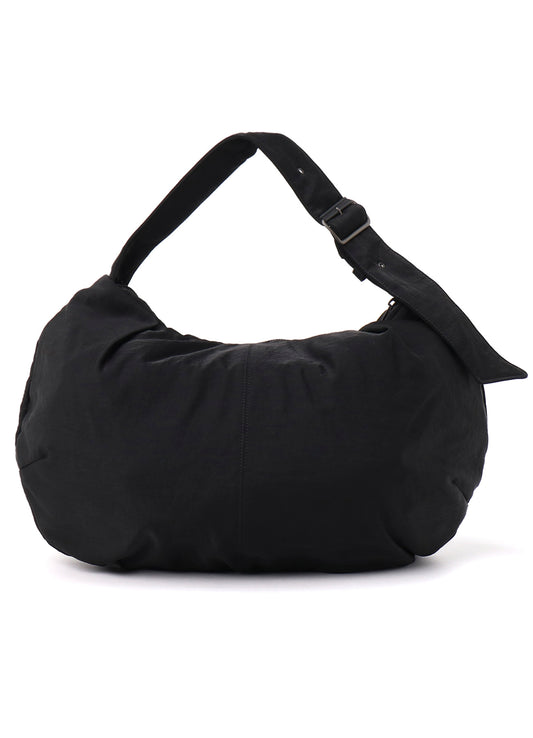 NYLON WASHER TWILL GYOZA-STYLE BAG