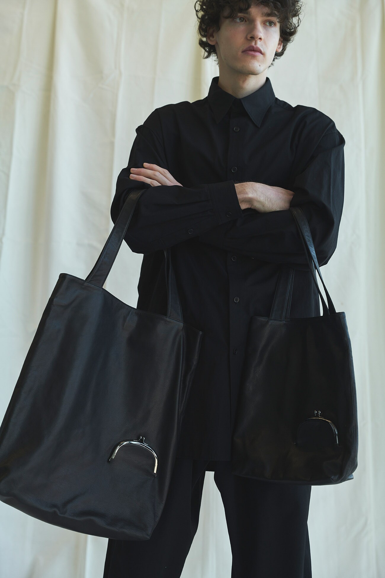 Clasp tote(S)(FREE SIZE Black): discord Yohji Yamamoto｜THE SHOP