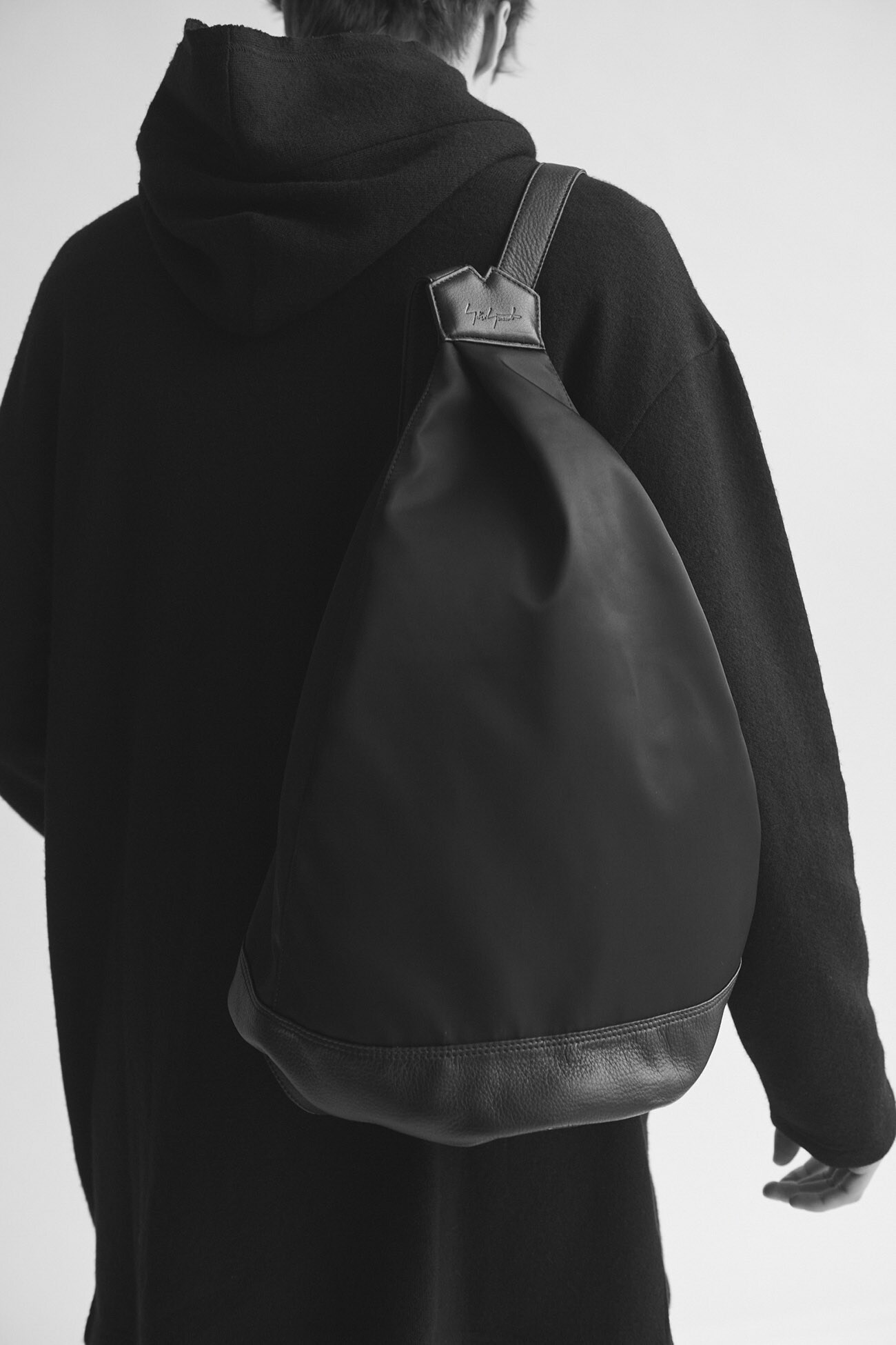 Y BAGPACK(Nylon)(FREE SIZE BLACK): discord Yohji Yamamoto｜THE