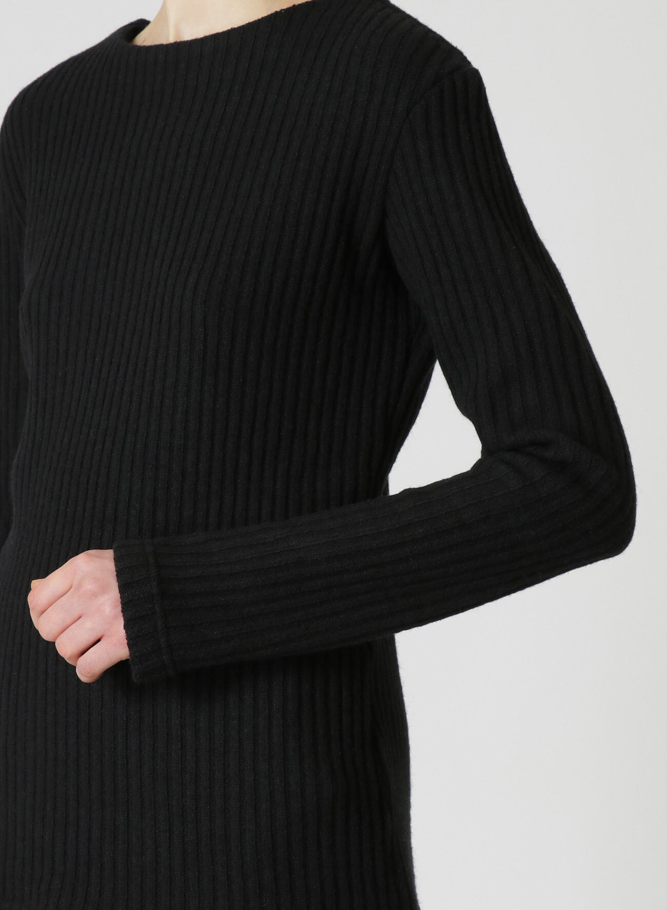 1/116 SELECTED RIB R-NECK L-SLEEVE