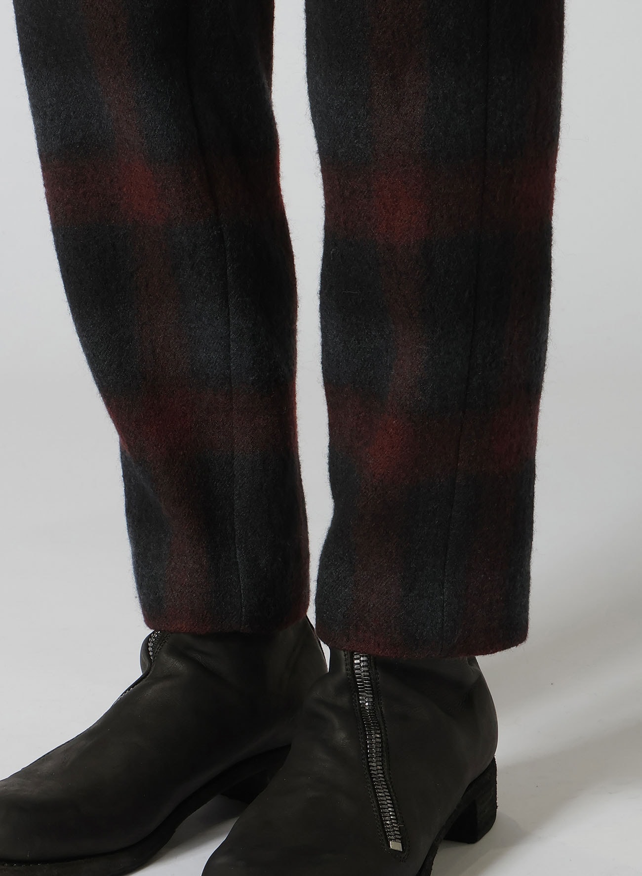 GREY OMBRE PLAID BASIC PANTS B