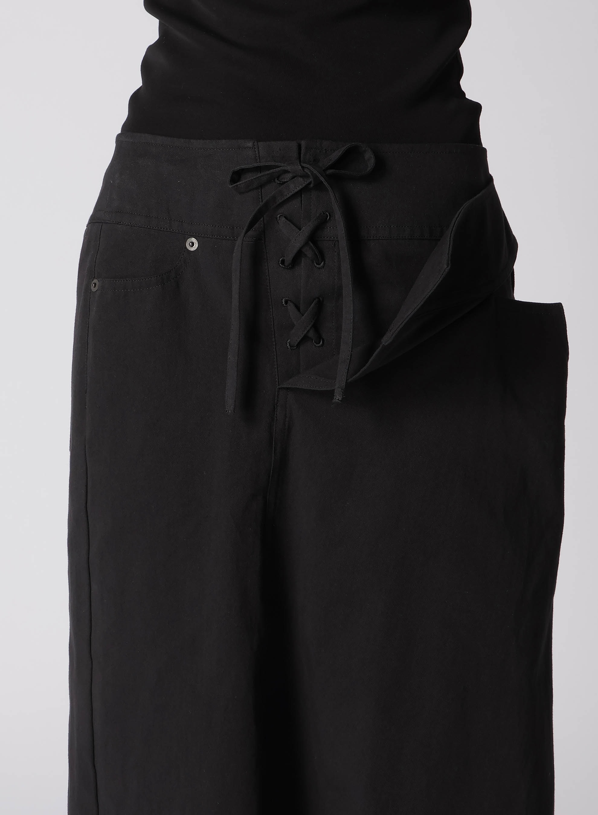 30/-COTTON TWILL LACE UP DETAIL SLIM FIT SKIRT