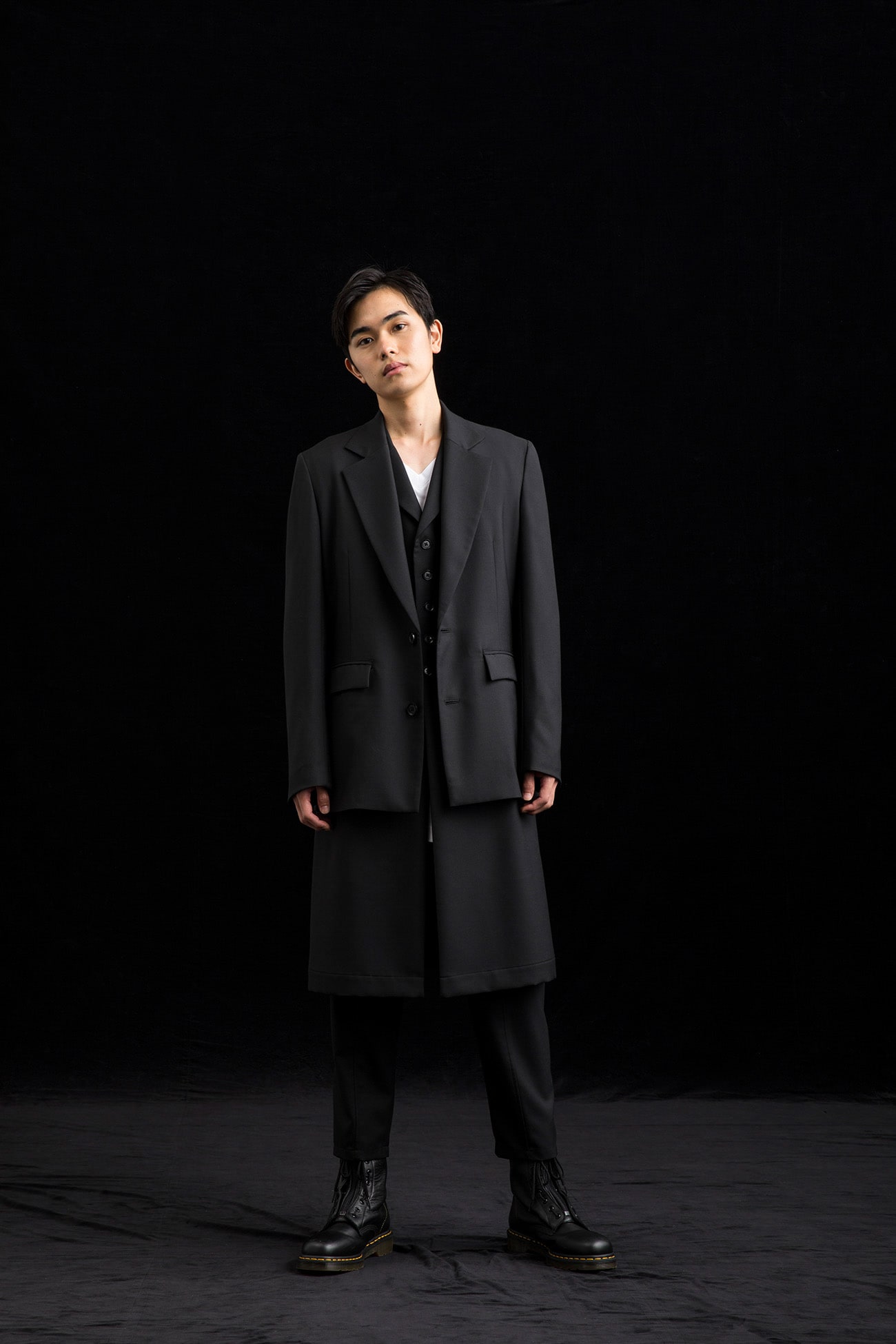 T/W GABARDINE TWO BUTTONS SINGLE JACKET(S Black): GroundY｜THE
