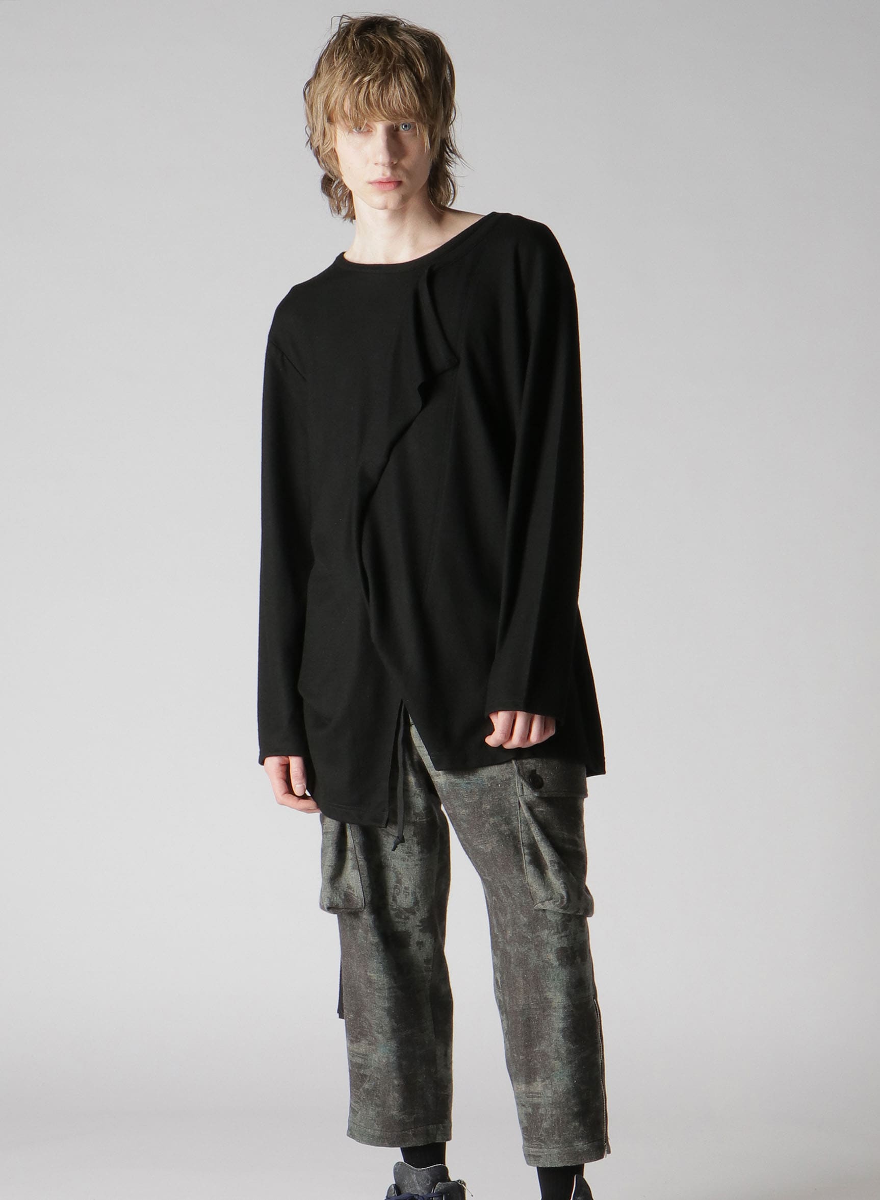 WASHABLE  PLAIN STITCH DROOPING FRONT LONG T-SHIRT