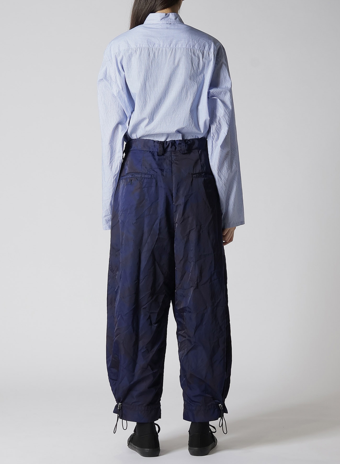 SPECK DYED NYLON CROSS TWO TUCK DRAWCORD PANTS
