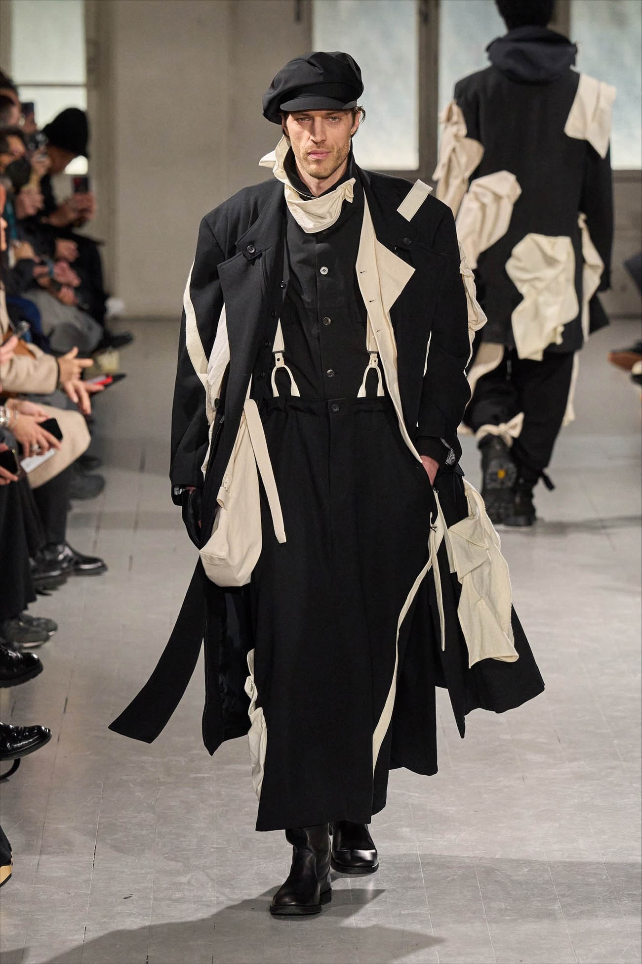 BK GRACE COTTON I-DESIGNED PANEL B(S Black): Yohji Yamamoto POUR