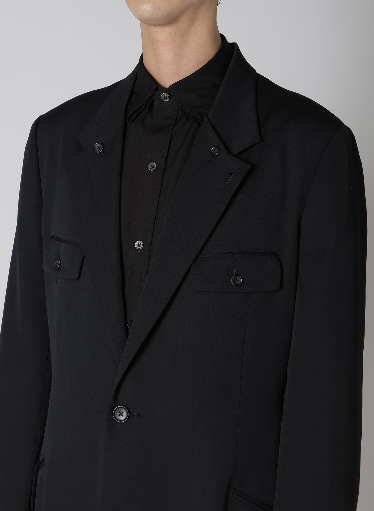 WOOL GABARDINE COLLAR BUTTON JACKET