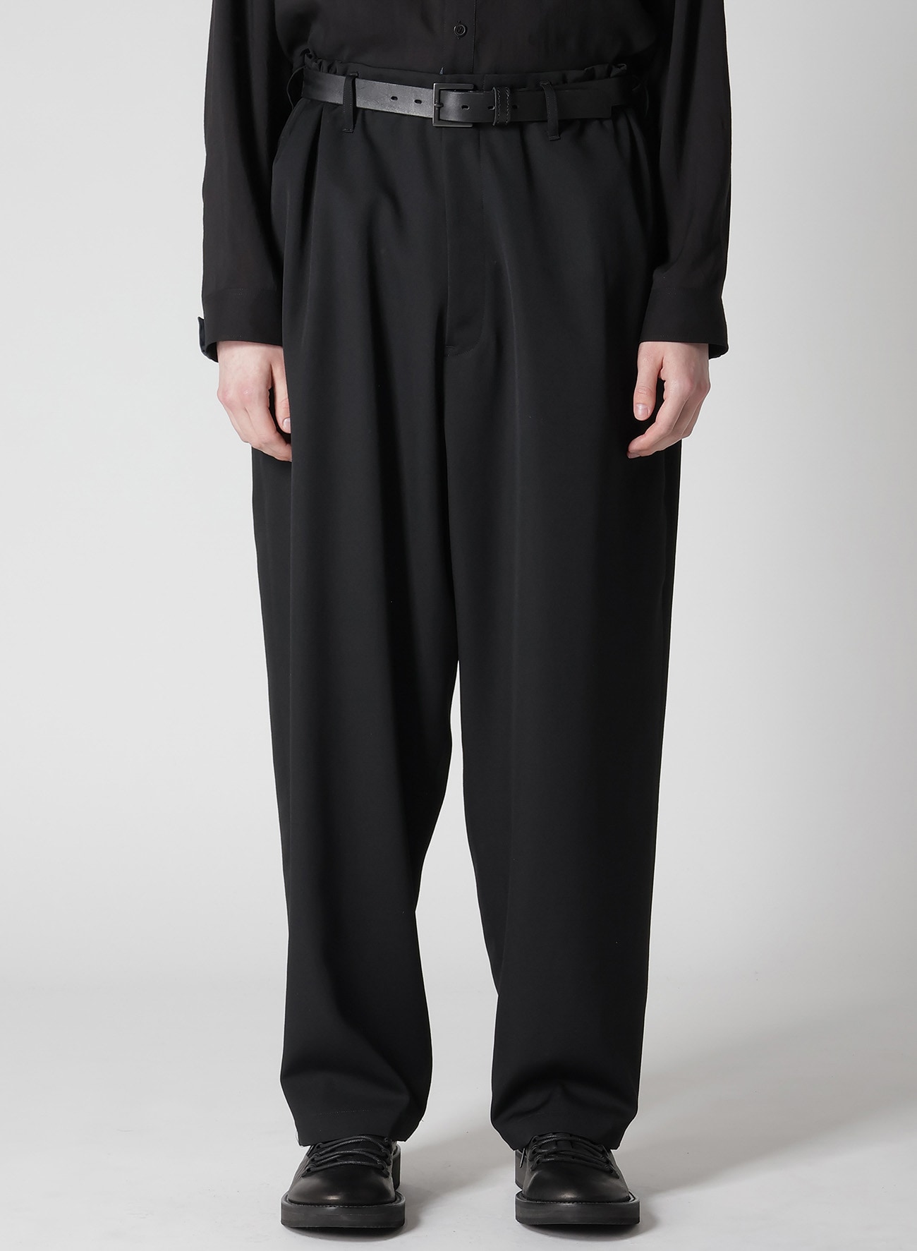 WOOL GABARDINE SIDE TUCK PANTS