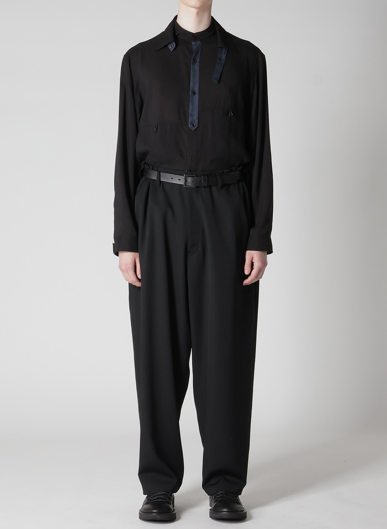 WOOL GABARDINE SIDE TUCK PANTS