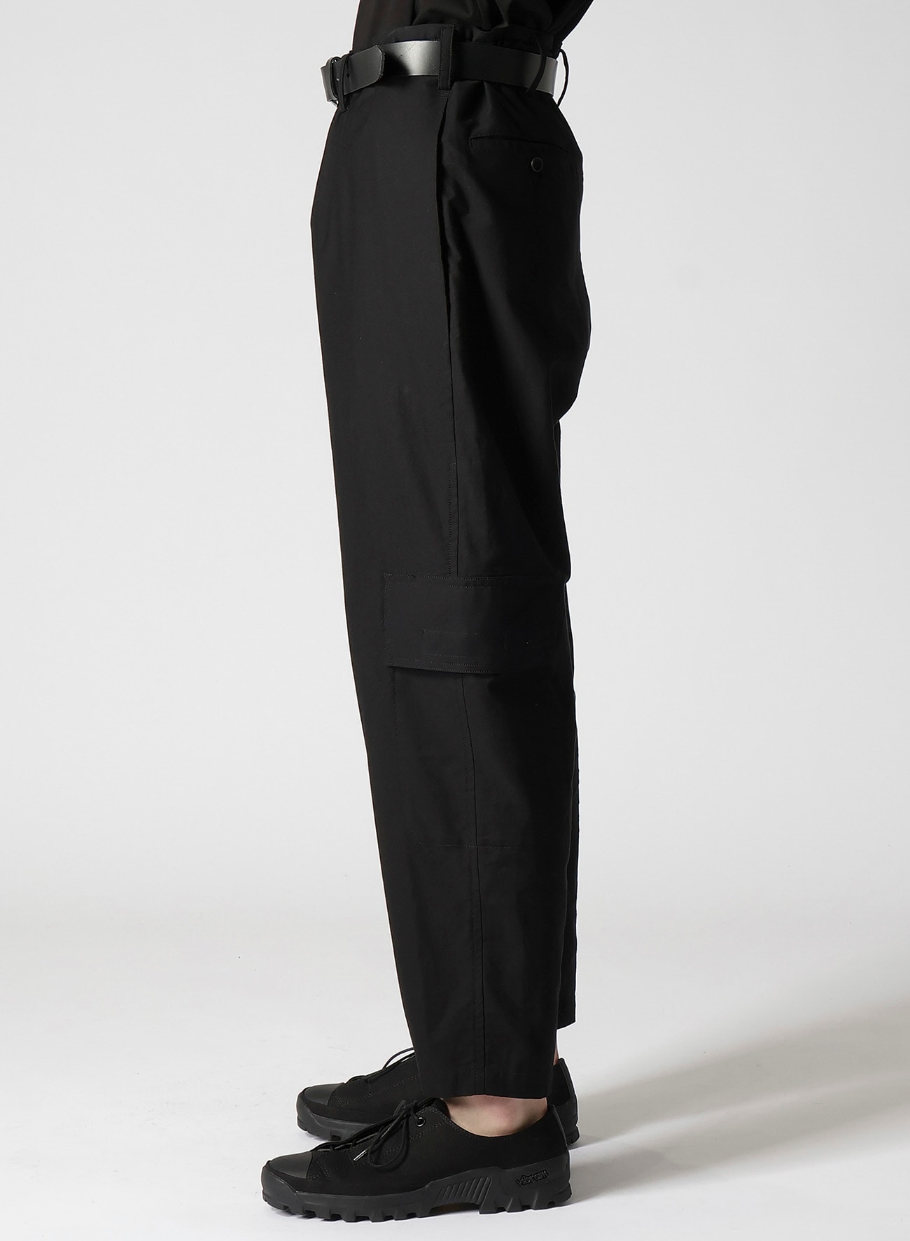 WIDE TWILL M-FRONT 1 TUCK PANTS(S Black): Yohji Yamamoto POUR 