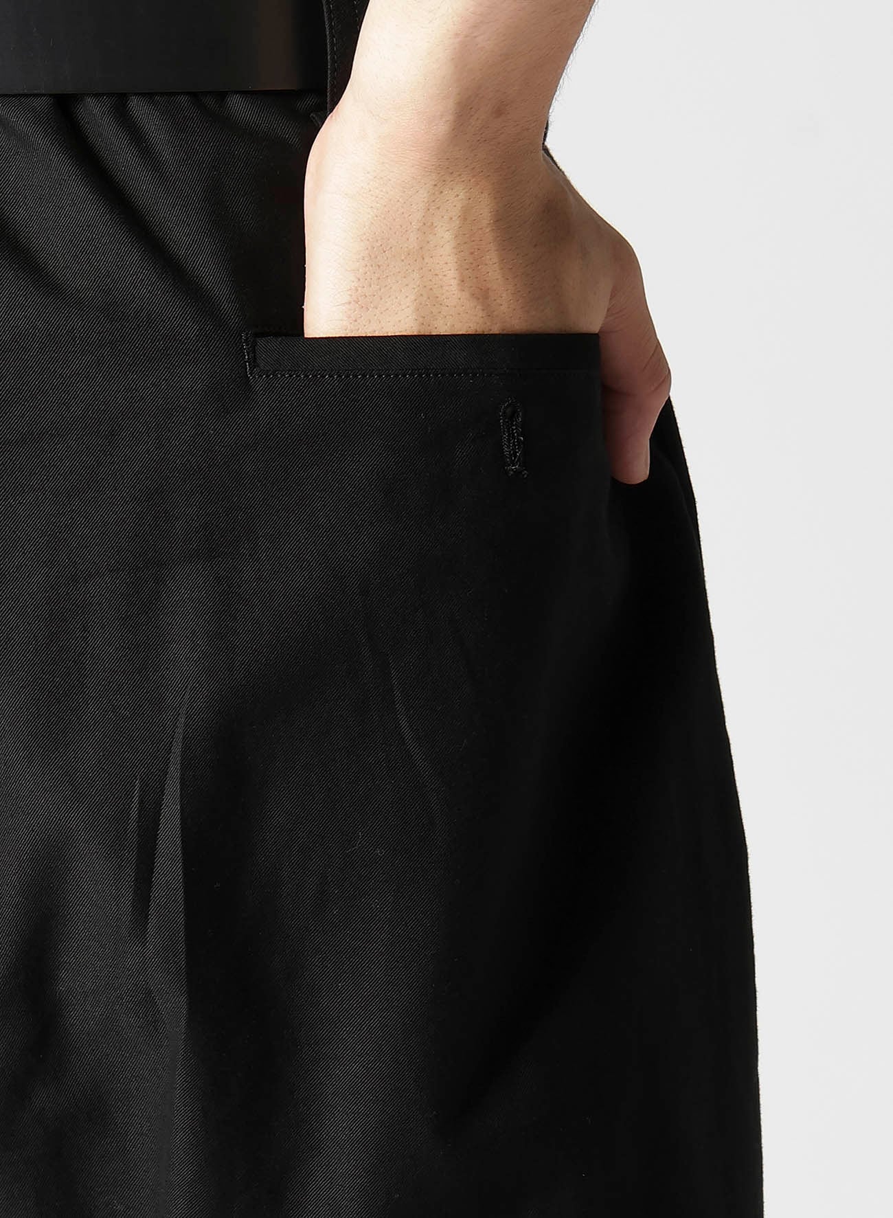 WIDE TWILL M-FRONT 1 TUCK PANTS