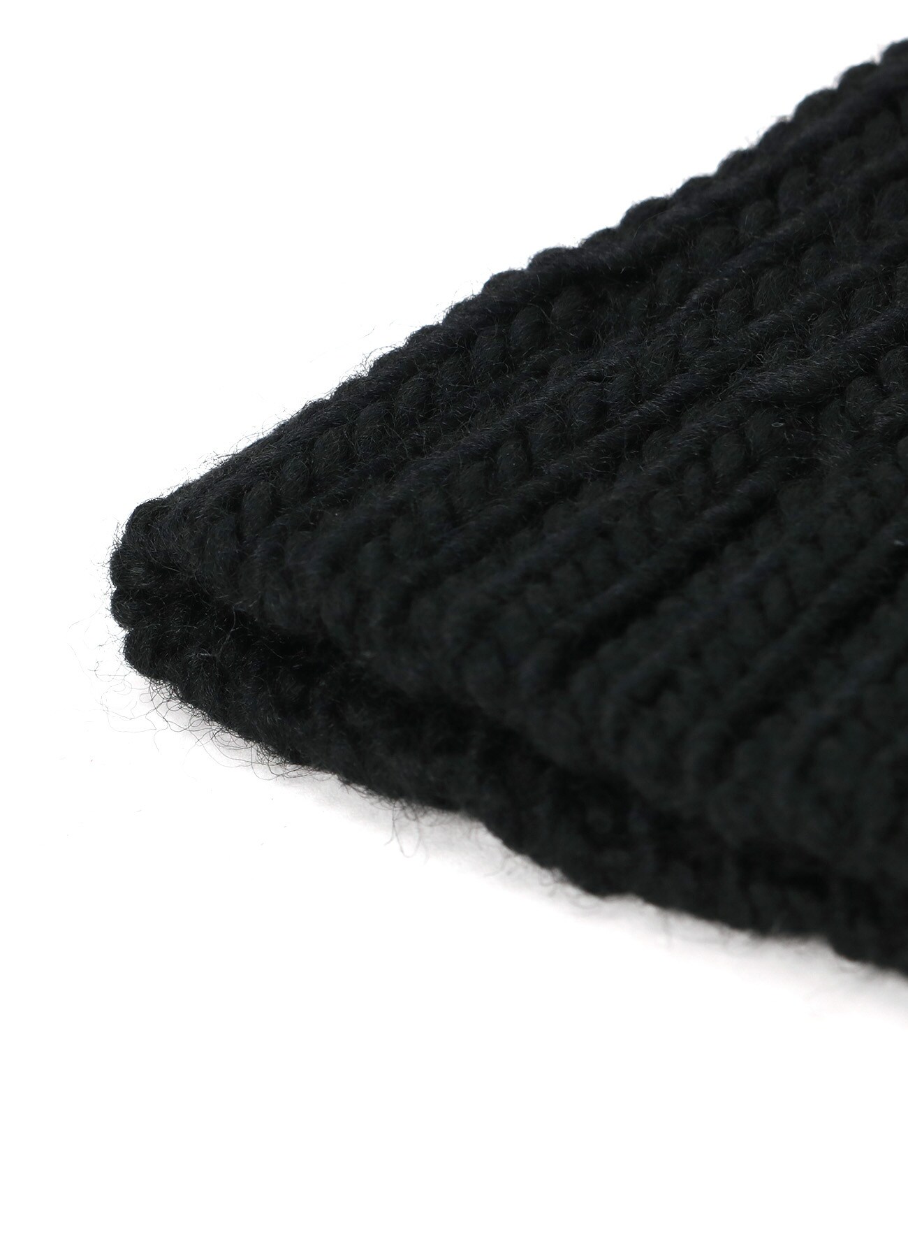 KNITTED WOOL JERSEY HAT WITH TASSELS(FREE SIZE Black): LIMI feu