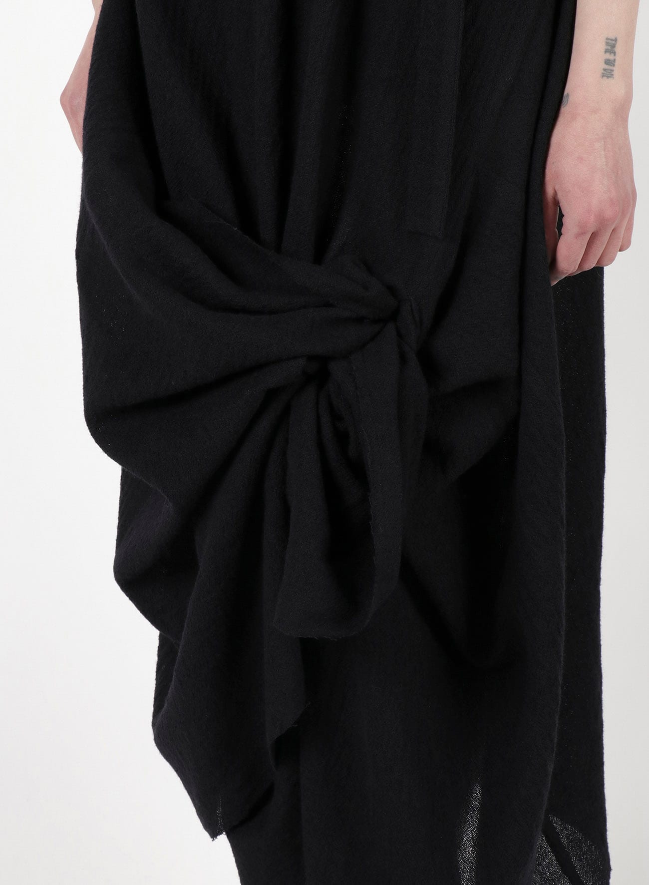 Wool Gauze Cross Shoulder Strap Dress