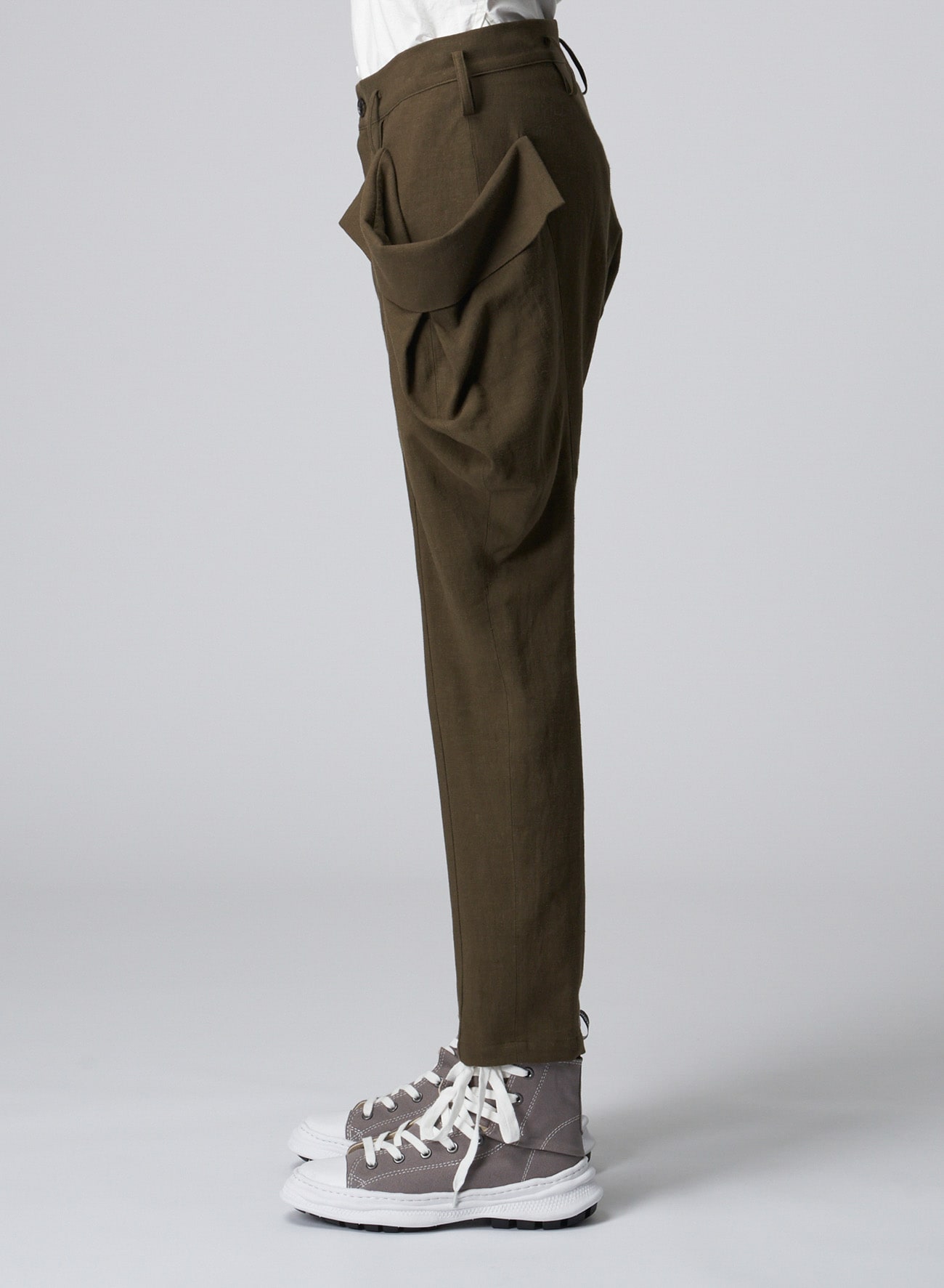 RAYON/LINEN POPLIN PANTS WITH LARGE DRAPEY POCKETS(S Khaki): Vintage  1.1｜THE SHOP YOHJI YAMAMOTO