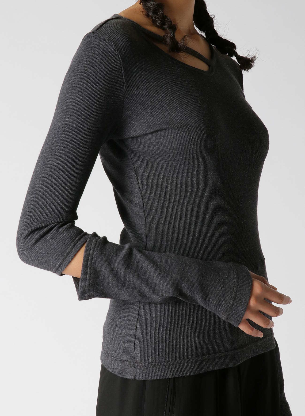 RIB STITCH LONG SLEEVE T-SHIRT WITH ARM SLITS