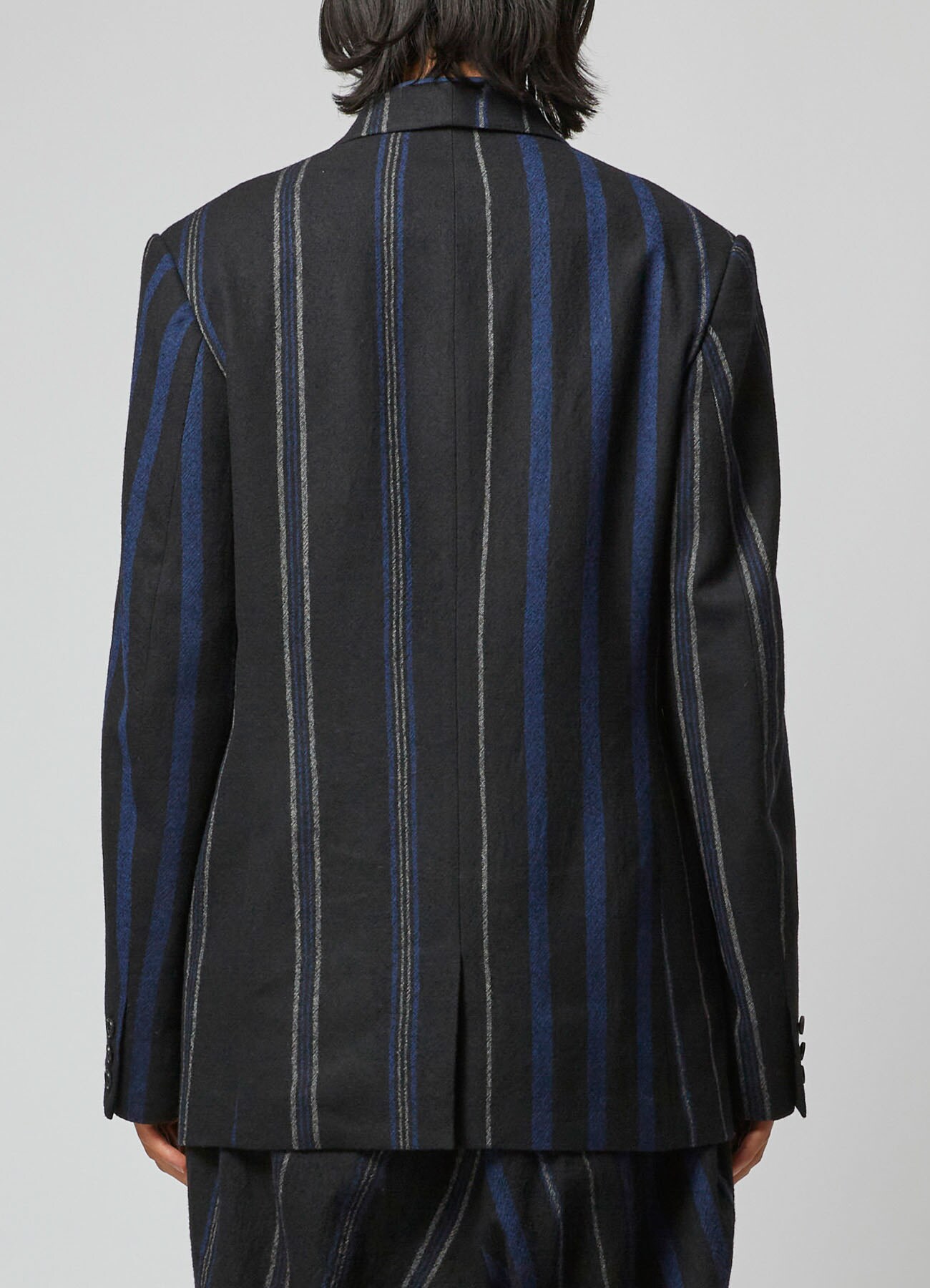 STRIPED PATTERN JACKET WITH COLOR SCHEME