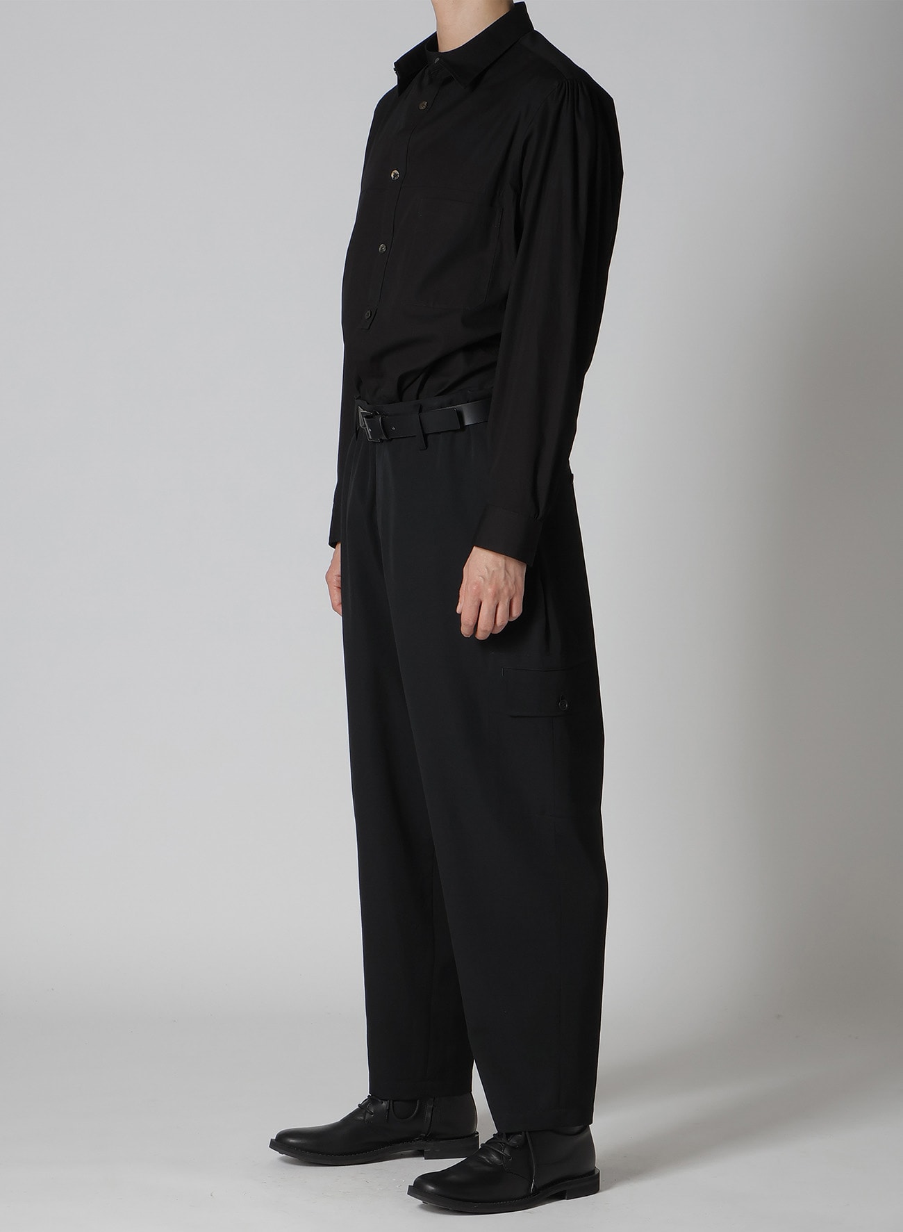 GABARDINE SIDE TUCK PANTS