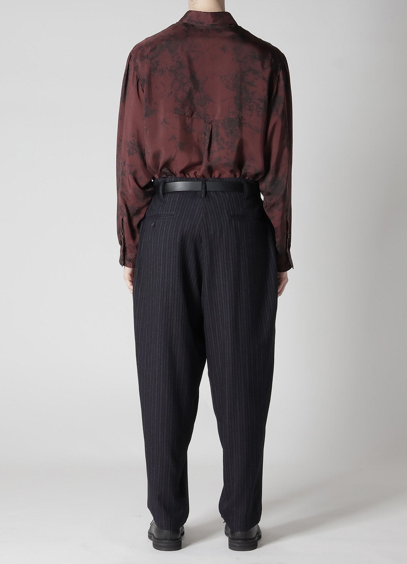 RAYON STRIPE PANTS WITH SIDE TUCK