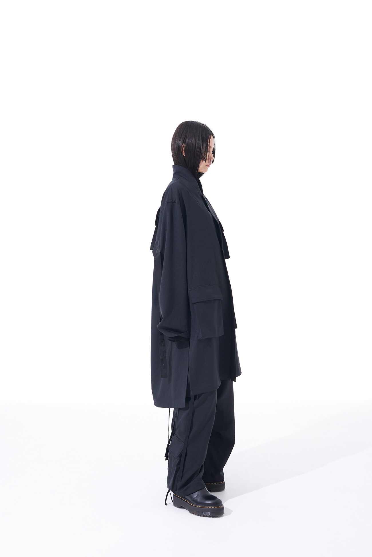 SHIWANOARU POLYESTER STRETCH TWILL LONG JACKET WITH MULTIPLE POCKETS