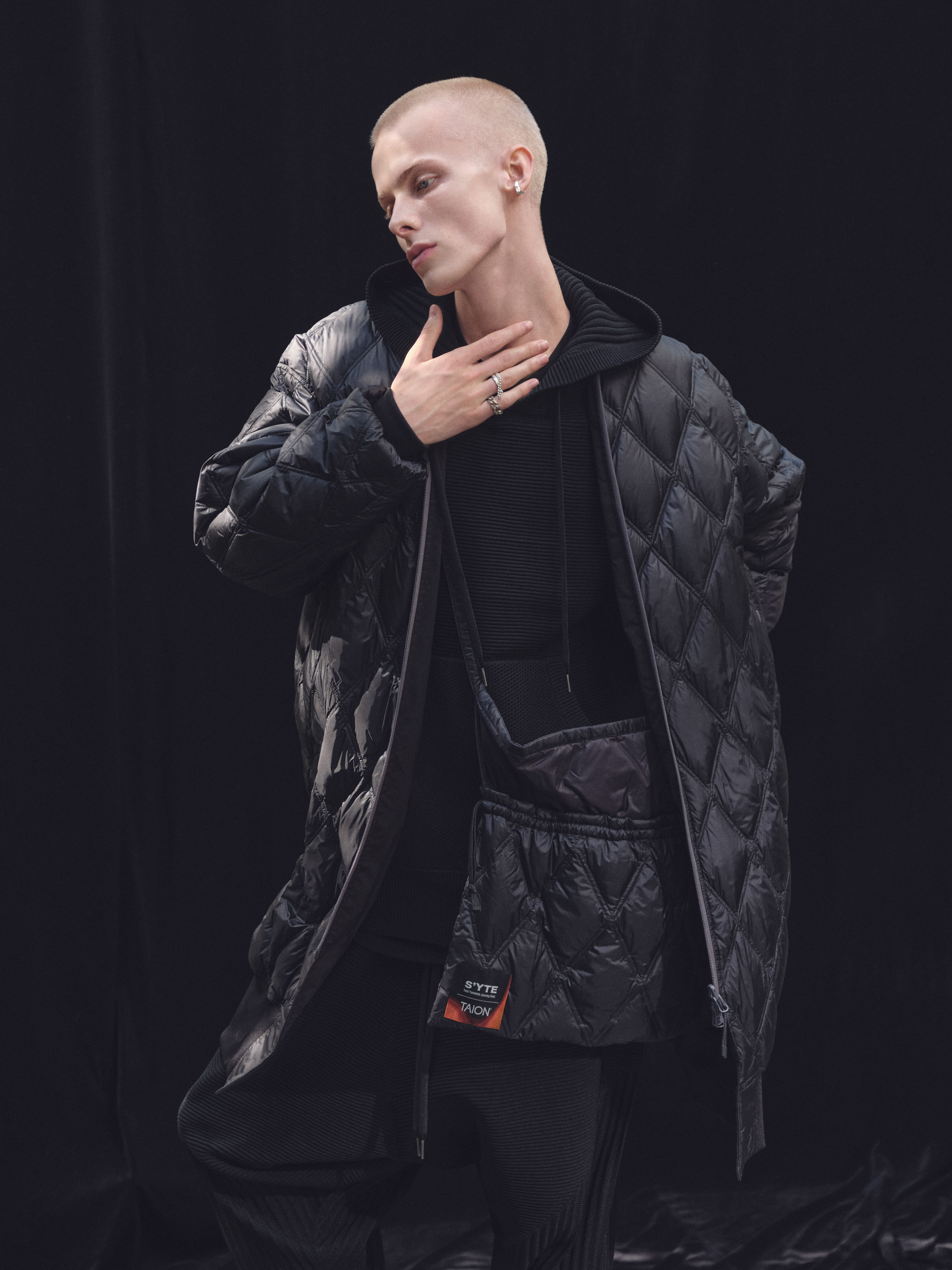 S'YTE x TAION】Collaboration Collection QUILTED DOWN REVERSIBLE