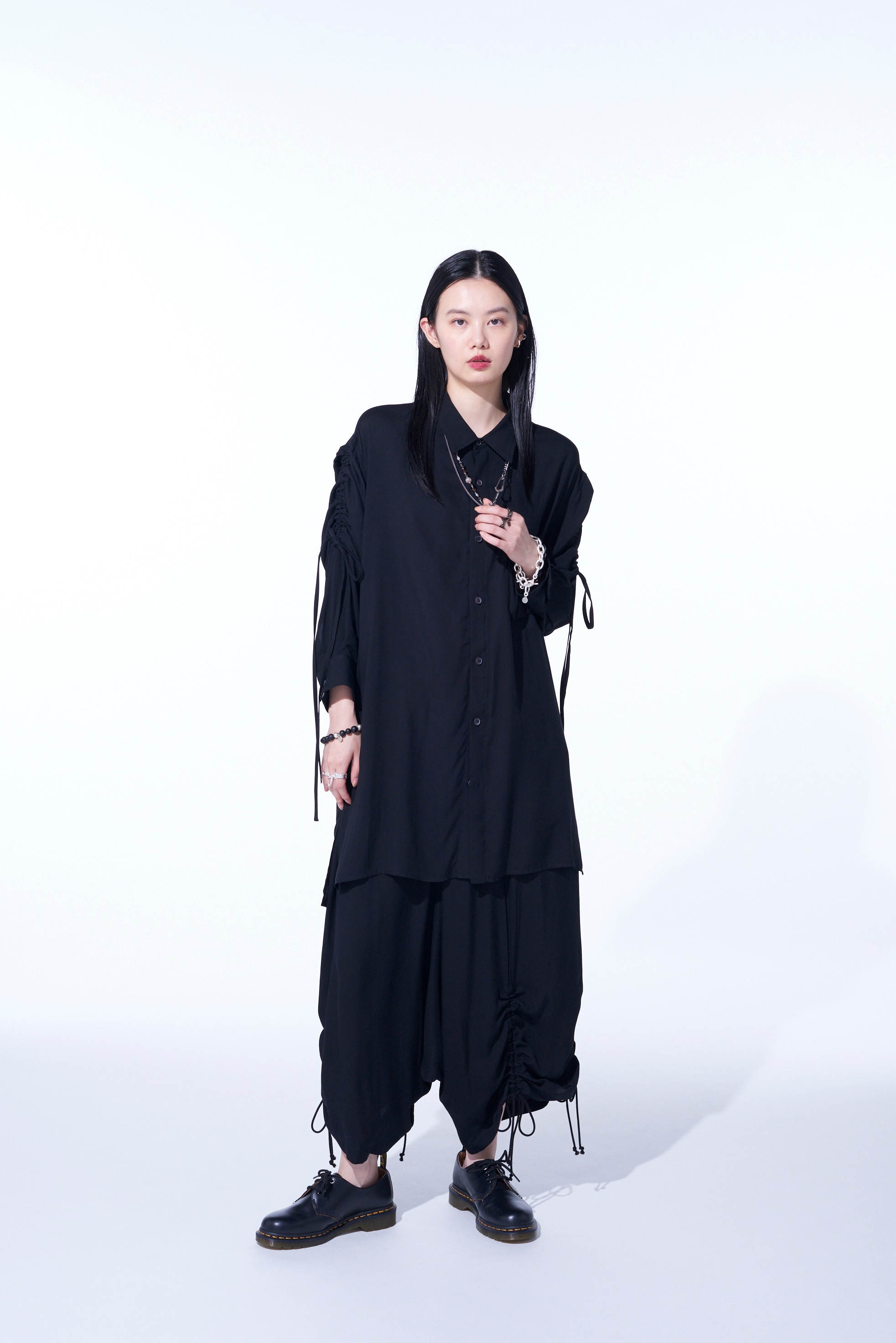RAYON WASHER TWILL OVERSIZED SHIRT WITH GATHERED STRINGS