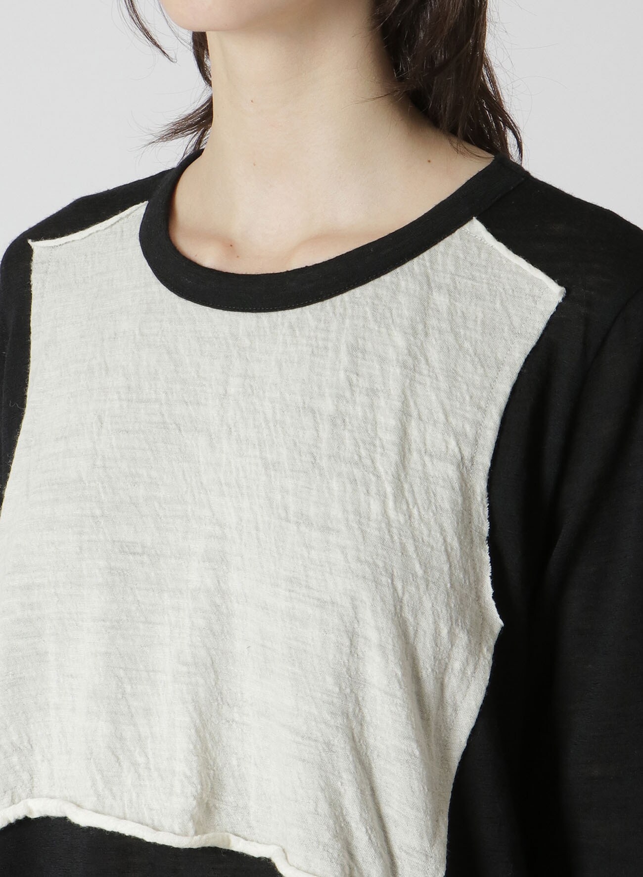 GAUZE PLAIN STITCH RIGHT SLEEVE PATCHED LONG T