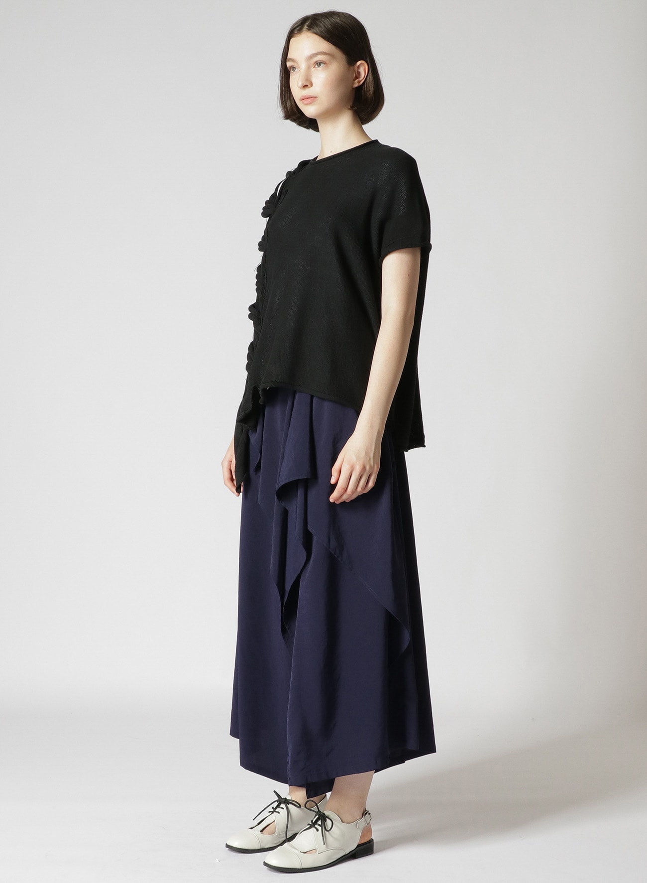 LINEN-LIKE COTTON PULLOVER WITH TWISTED DETAIL