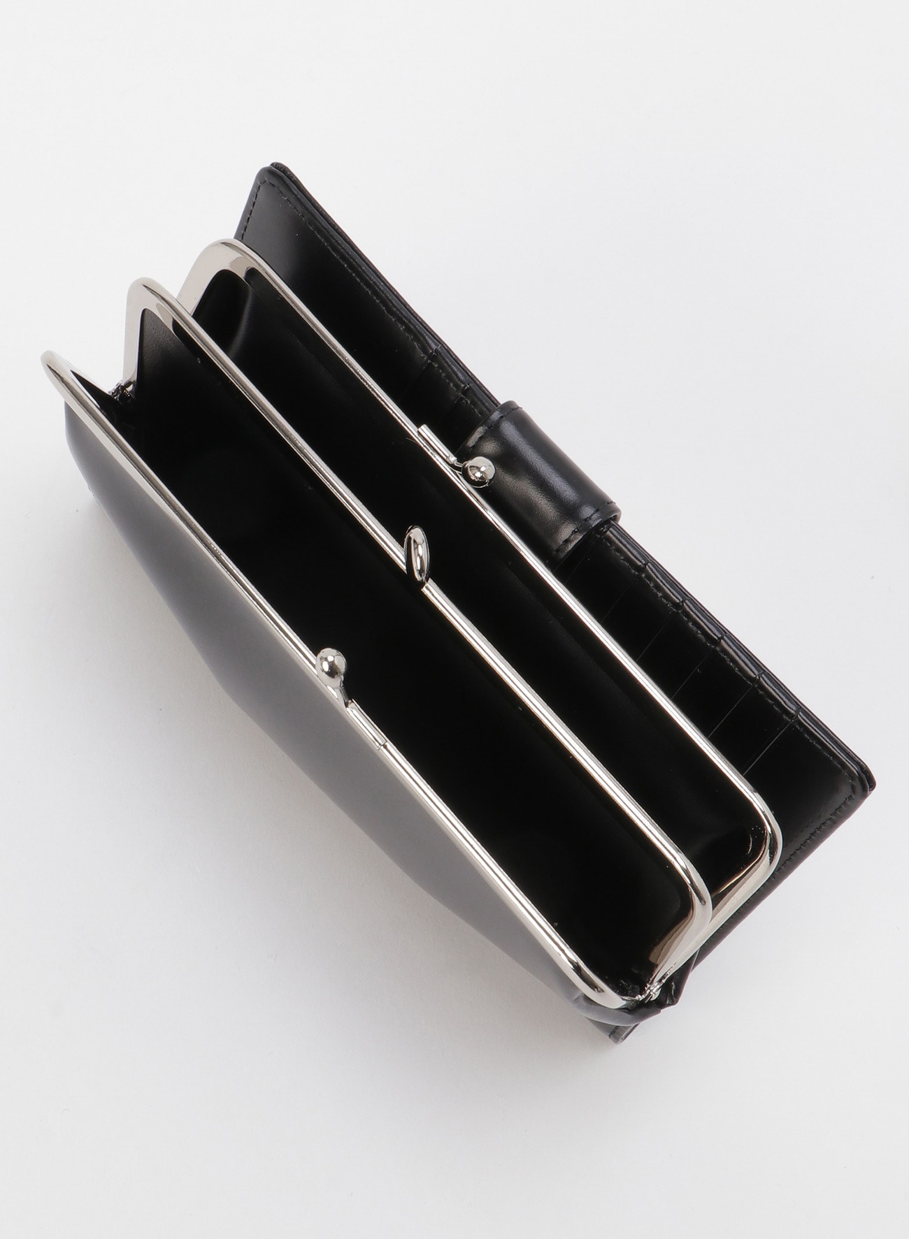 HIGH-GLOSS LEATHER LONG CLASP PURSE