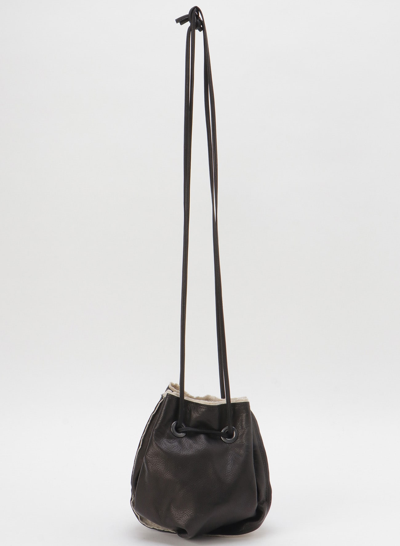 SMALL SCRUNCHED LEATHER DRAWSTRING BAG