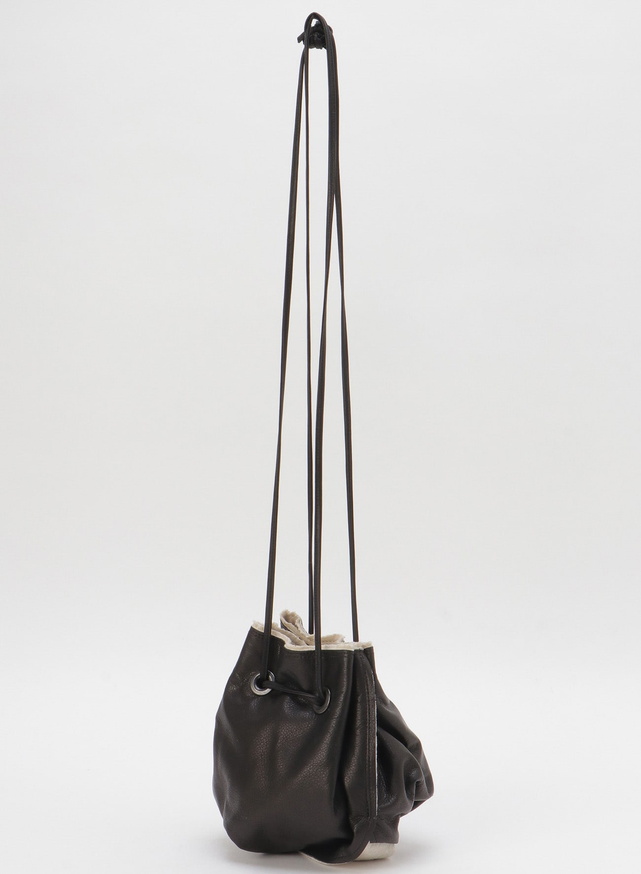 SMALL SCRUNCHED LEATHER DRAWSTRING BAG