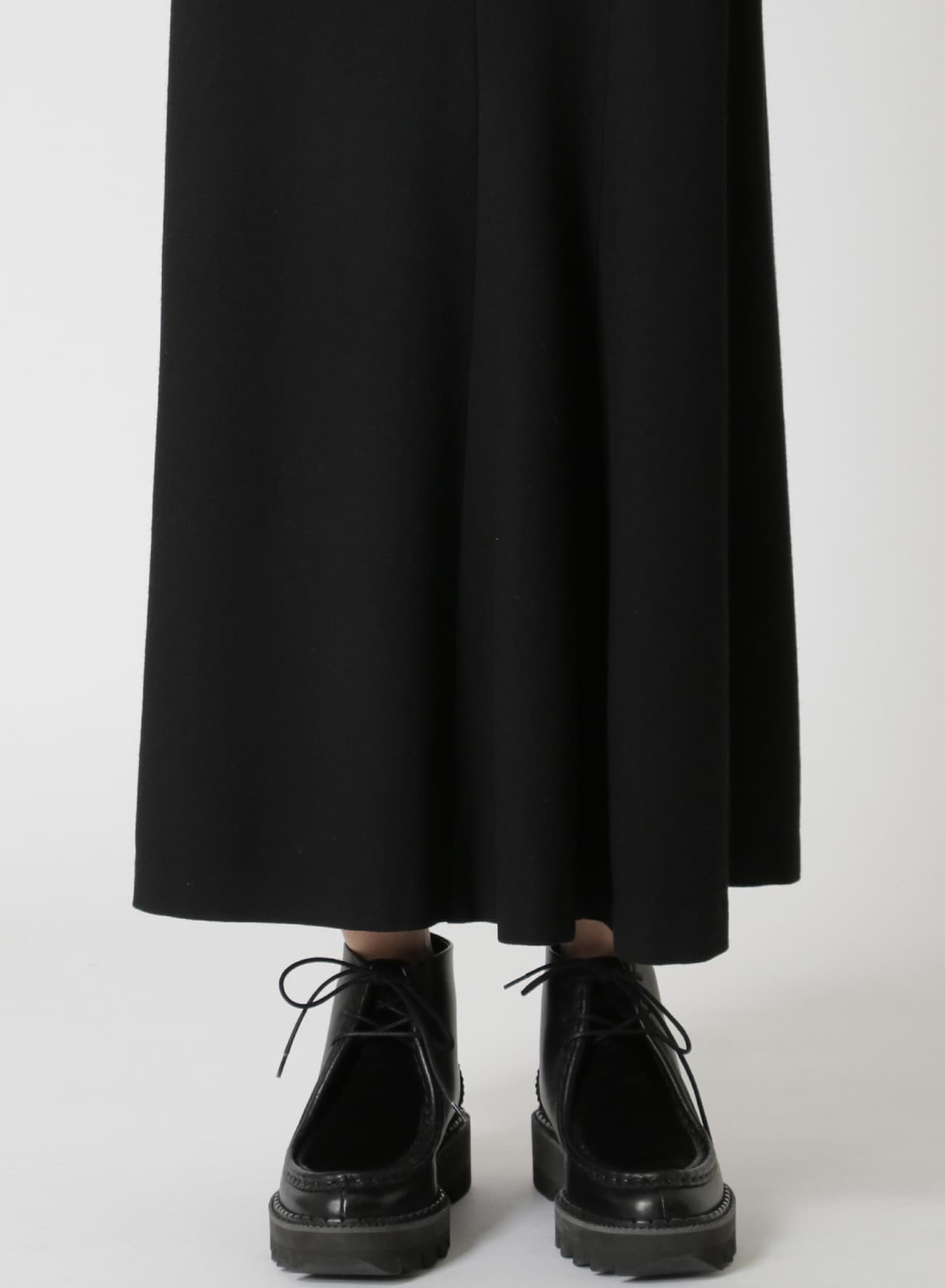WOOL FLANNEL FLARED SKIRT