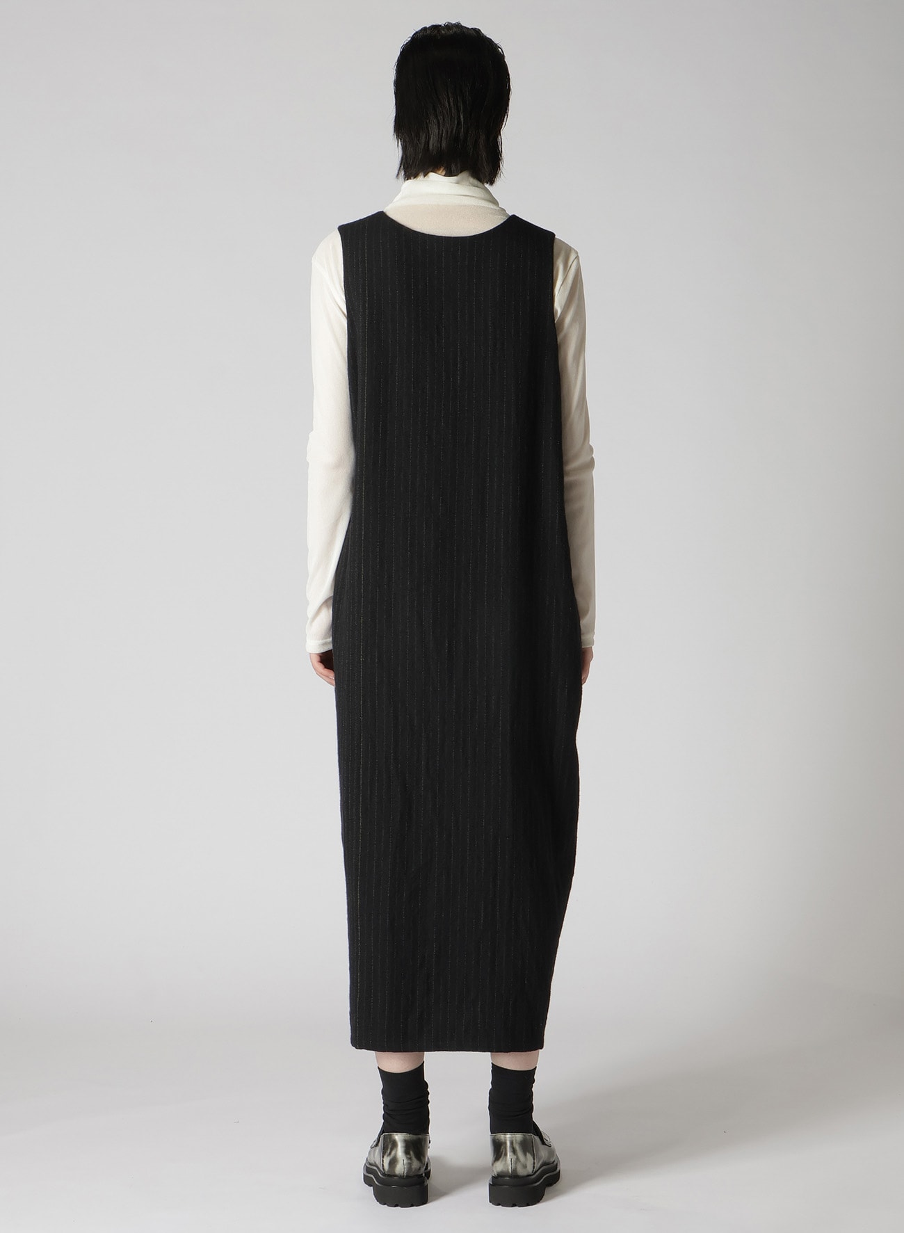 【9/13 12:00(JST) Release】WOOL PINSTRIPE SLEEVELESS DRESS