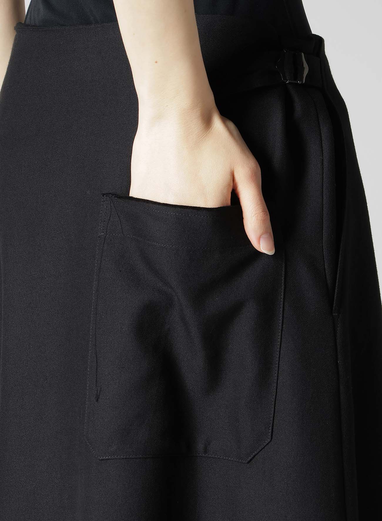 【9/13 12:00(JST) Release】RY/W GABARDINE ASYMMETRIC FLARE PANTS