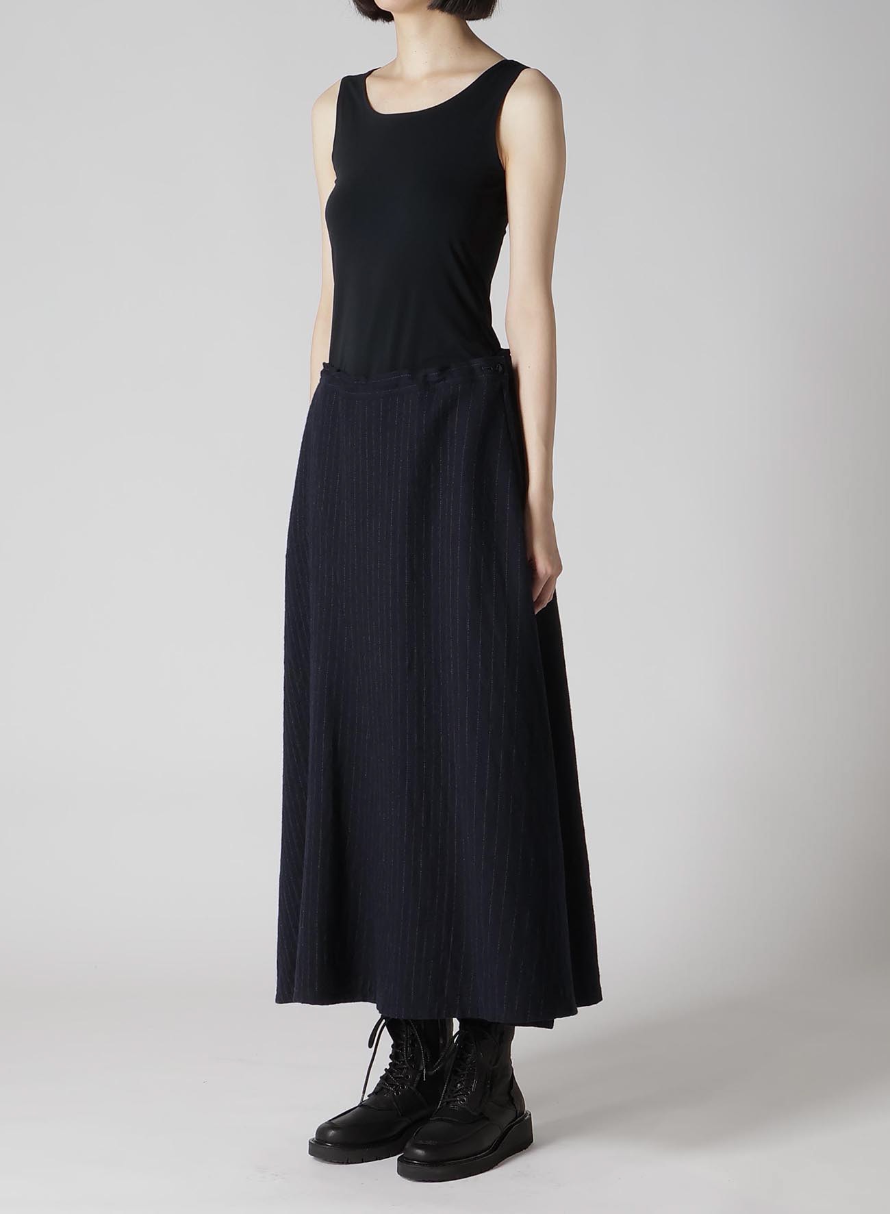 【9/13 12:00(JST) Release】WOOL PINSTRIPE ASYMMETRIC FLARE SKIRT