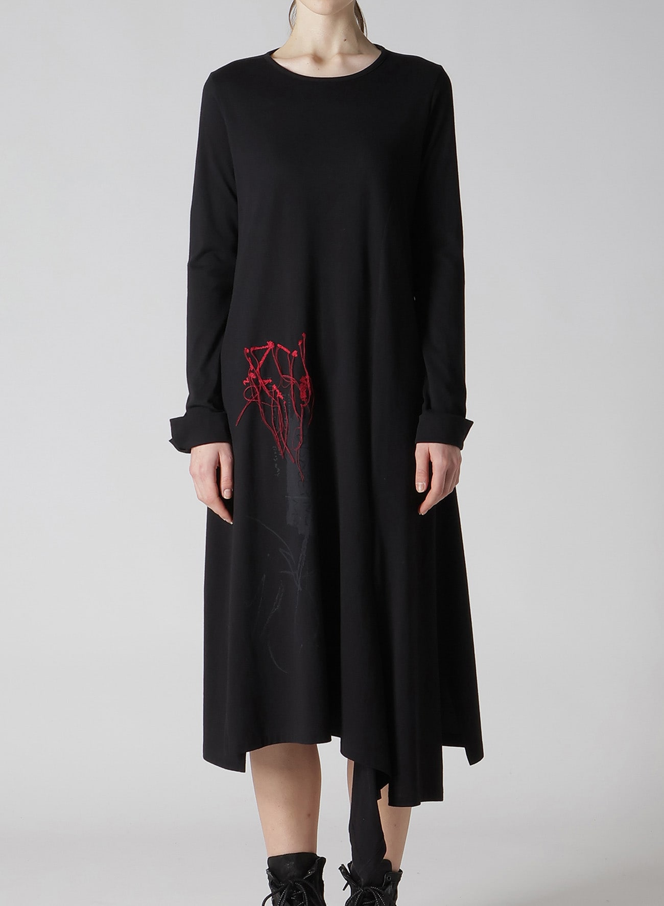 【9/13 12:00(JST) Release】CHALK PRINT & STITCH LEFT SLIT DRESS