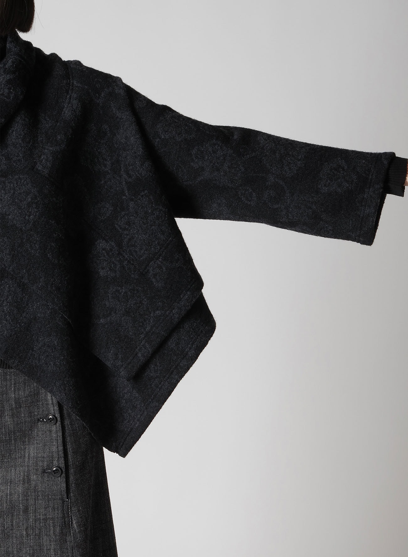 【9/13 12:00(JST) Release】FLOWER PILE JACQUARD DOUBLED LAYER LIKE CARDIGAN