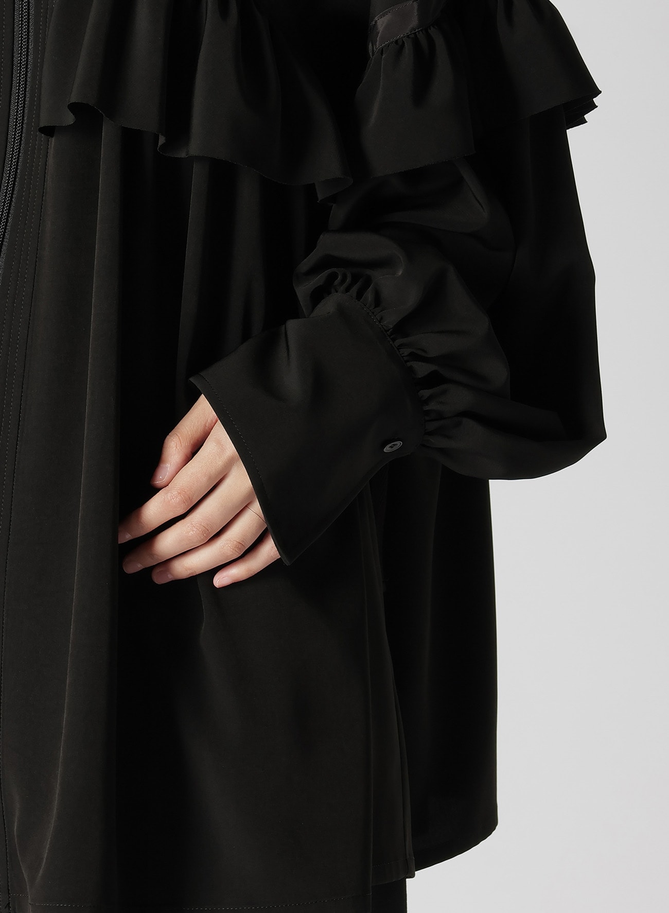 TRIACETATE/POLYESTER RUFFLED BLOUSON