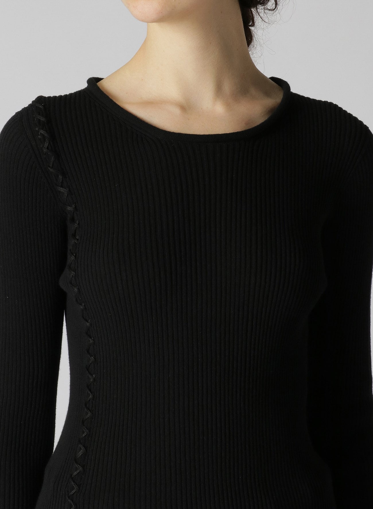 LACED UP LONG SLEEVE ROUND NECK RIBBED KNIT