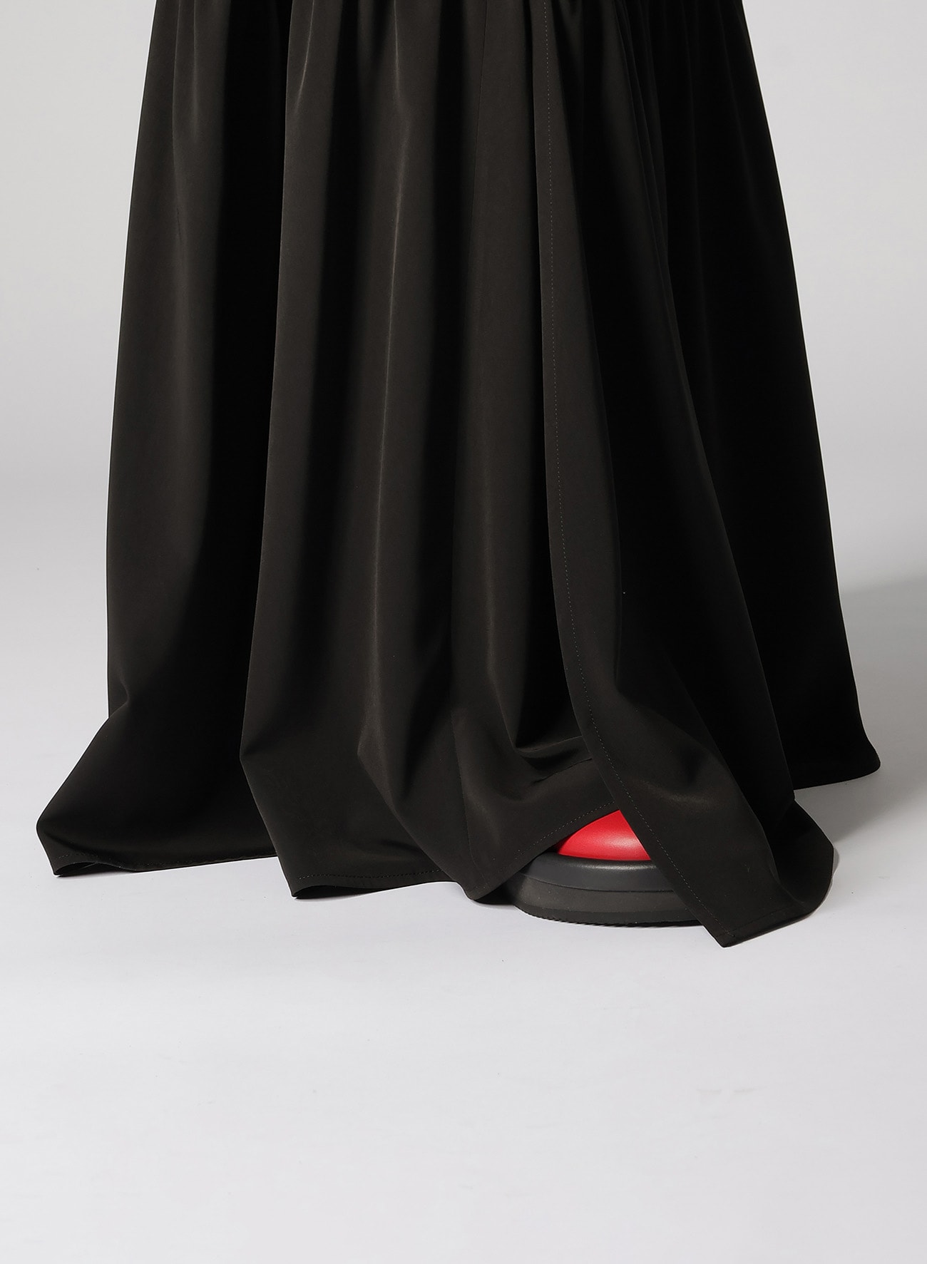 TRIACETATE/POLYESTER TEARED SKIRT