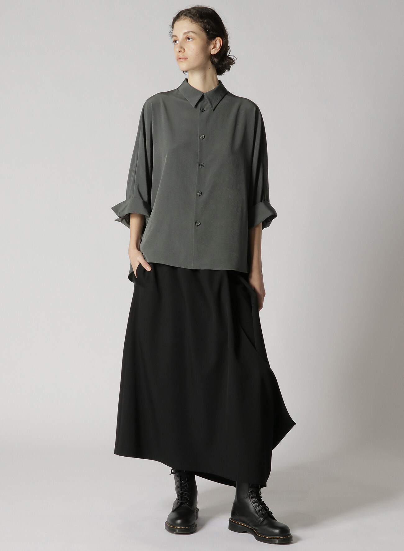 SHORT SLEEVE CAPE-SHIRT