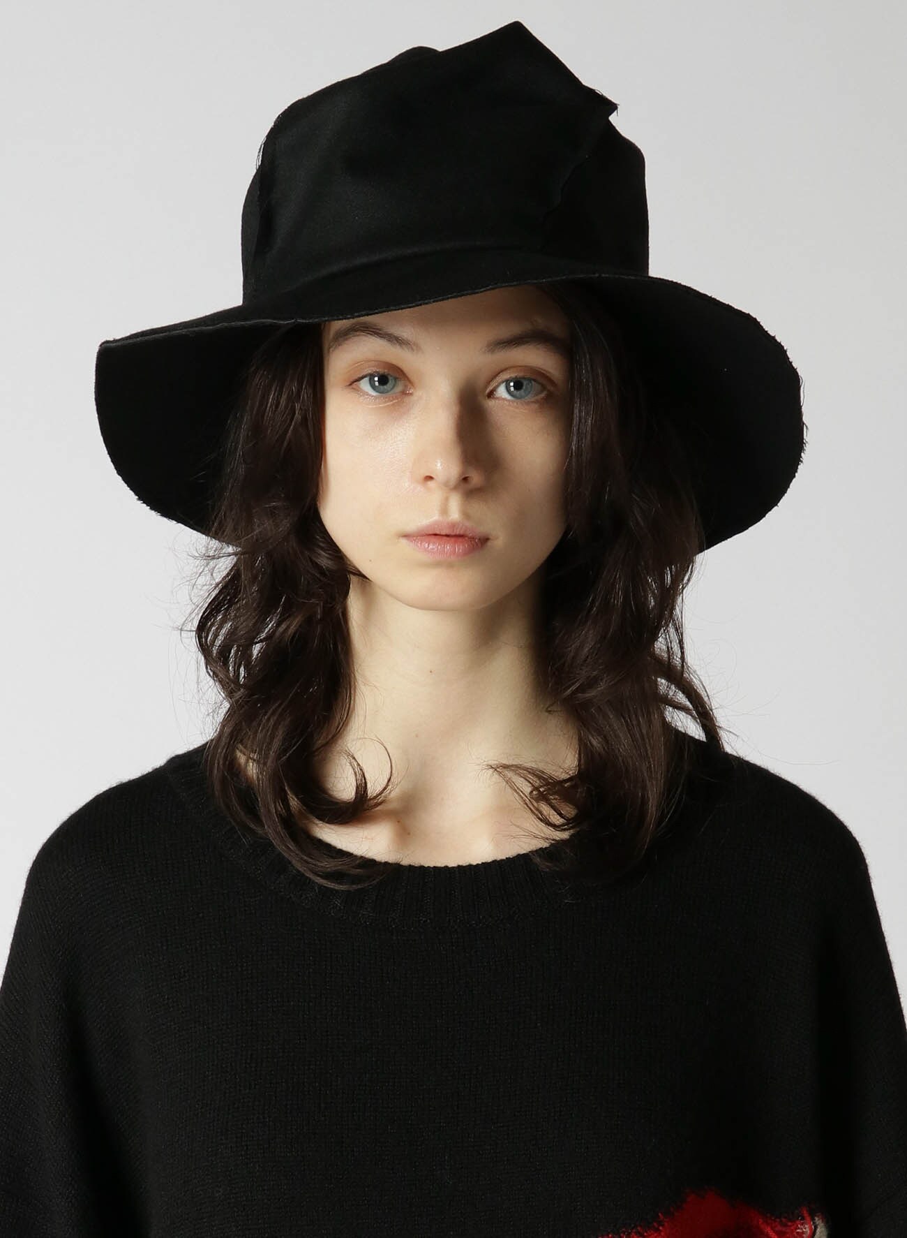 SOFT FLANNEL TWISTED CUT OUT CLOCHE