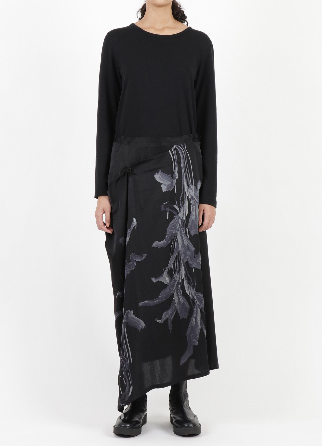 【LES ARTS GRAPHIQUES】 12 MOMME Si/SATIN BANANA LEAVE RIGHT LAYER SKIRT